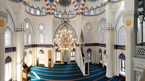 مساجد اليابان .. الآيباد بدلا عن الإمام لـ